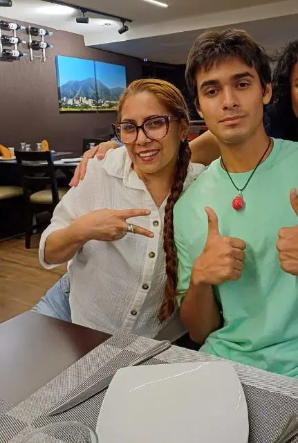 Haydee Roxana Bazan venegas y Cristhian texeira Bazan