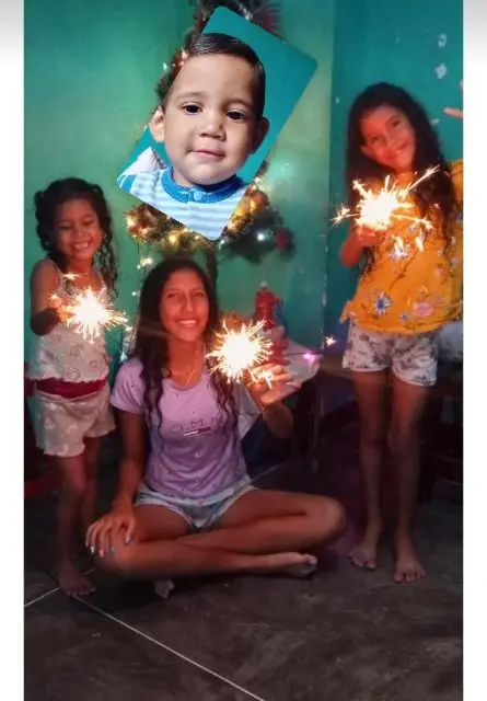 Josmailyn silano 15 Josemith Vasquez 8 Anly Vasquez 6 Mathias Vasquez 1año 6 meses