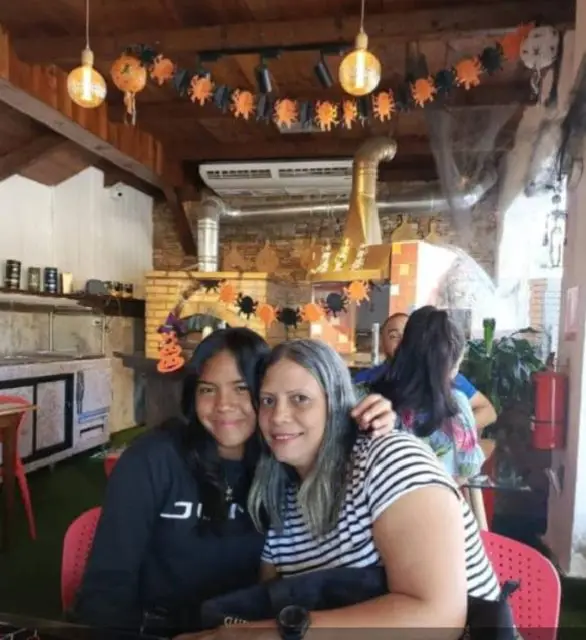 Maury Lozano y Victoria Franco