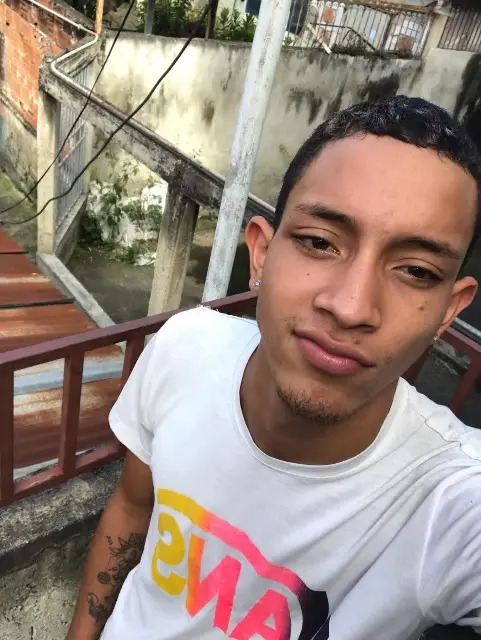 Jhoangel González
