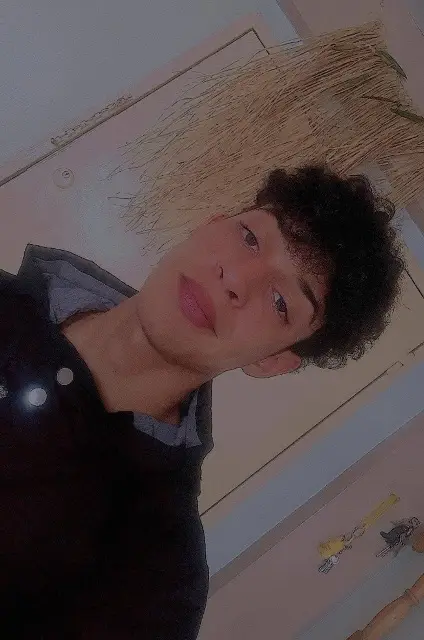Esteban López