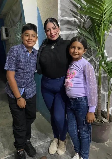 Laura Vanessa pinargote cedeño, Santiago Miguel malta pinargote, Carly Daniela Rodríguez pinargote