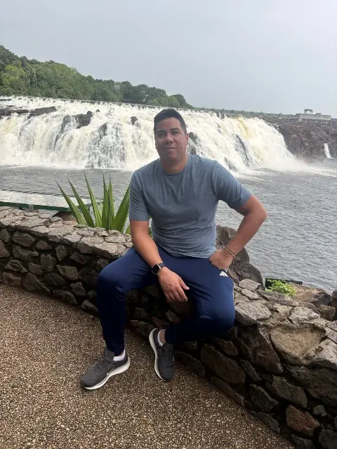 Luis alvarez