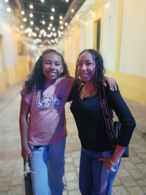 Valentina azocar y victoria azocar