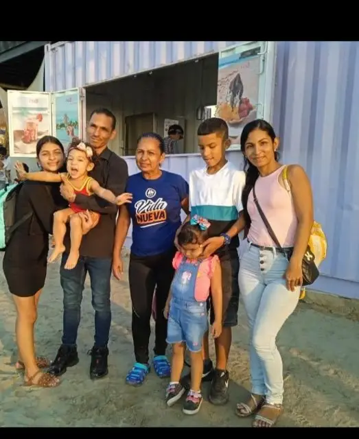 Osmaira perez y familia