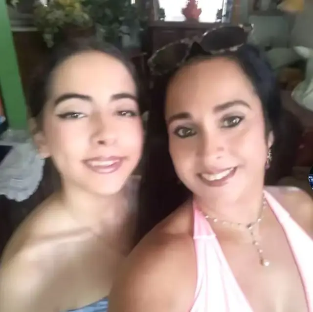 Sayuris y Gladys martinez