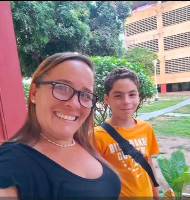 Busco información del Edificio Club residencial caribe - Sector Caribe la guaira Gheisa Beatriz Delgado Diaz Sebastian Brito D