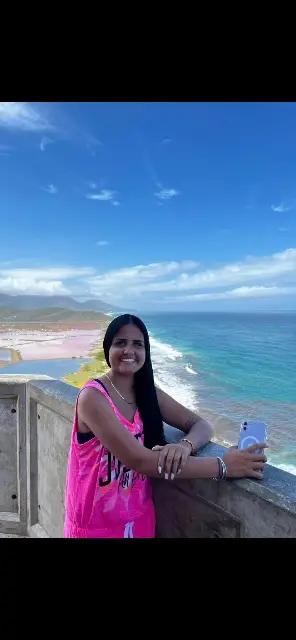 Carla bravo
