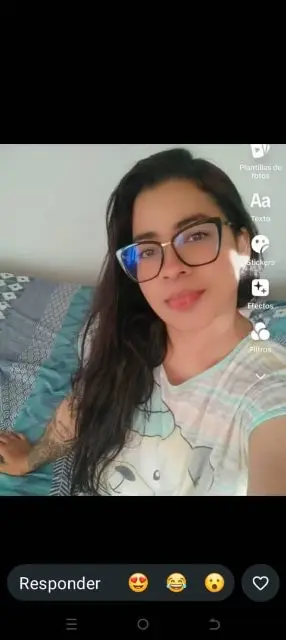 Jacqueline Flores