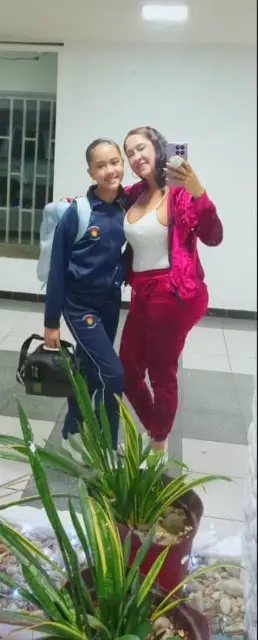 Nalidey Casanova y Ashley guerrero