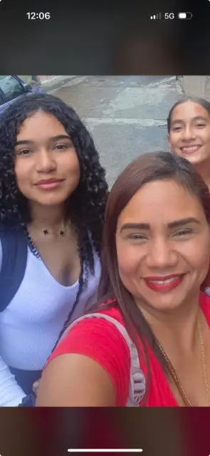 Milagros Arenas y Melany Arenas