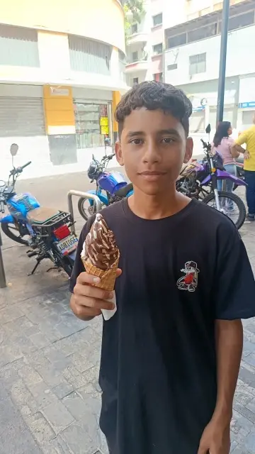 Yolfret Alexander Alvarado Acosta