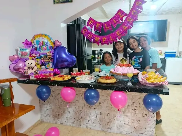 Brucirey Cerdeño Thaily Díaz thaidimar Díaz thaiderlin Díaz