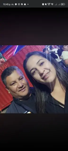 José García y su esposa he hijos