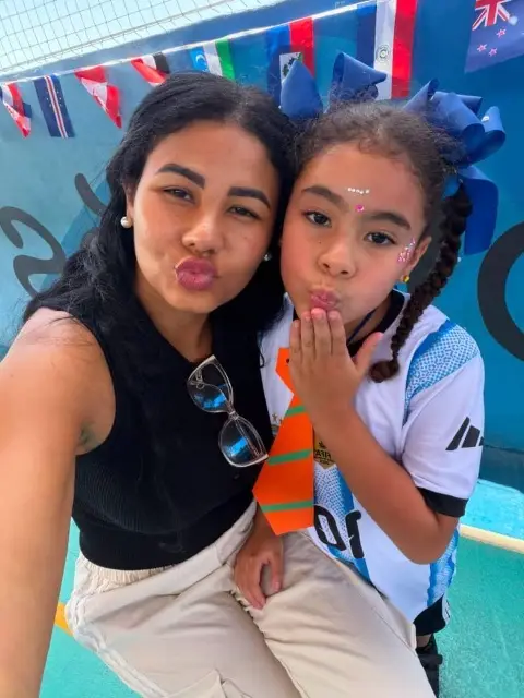 Ambar Salomé Ferrera Guzman