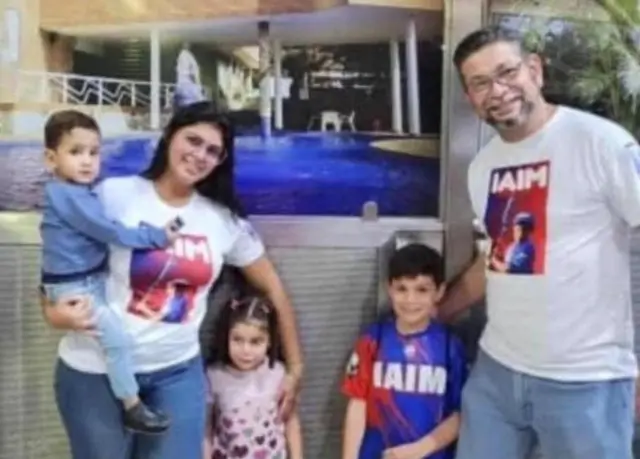 Kimberlyng Maire Fernández, César Martínez Ruiz, Mathias Martínez Fernández Sophia Martínez Fernández