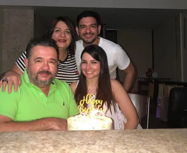 Jose Manuel Freitas, Iris e hijos.