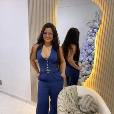 Dhamelys Longa